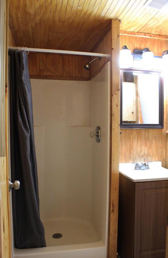 Berry Creek Cabins Otel Isabel Dış mekan fotoğraf
