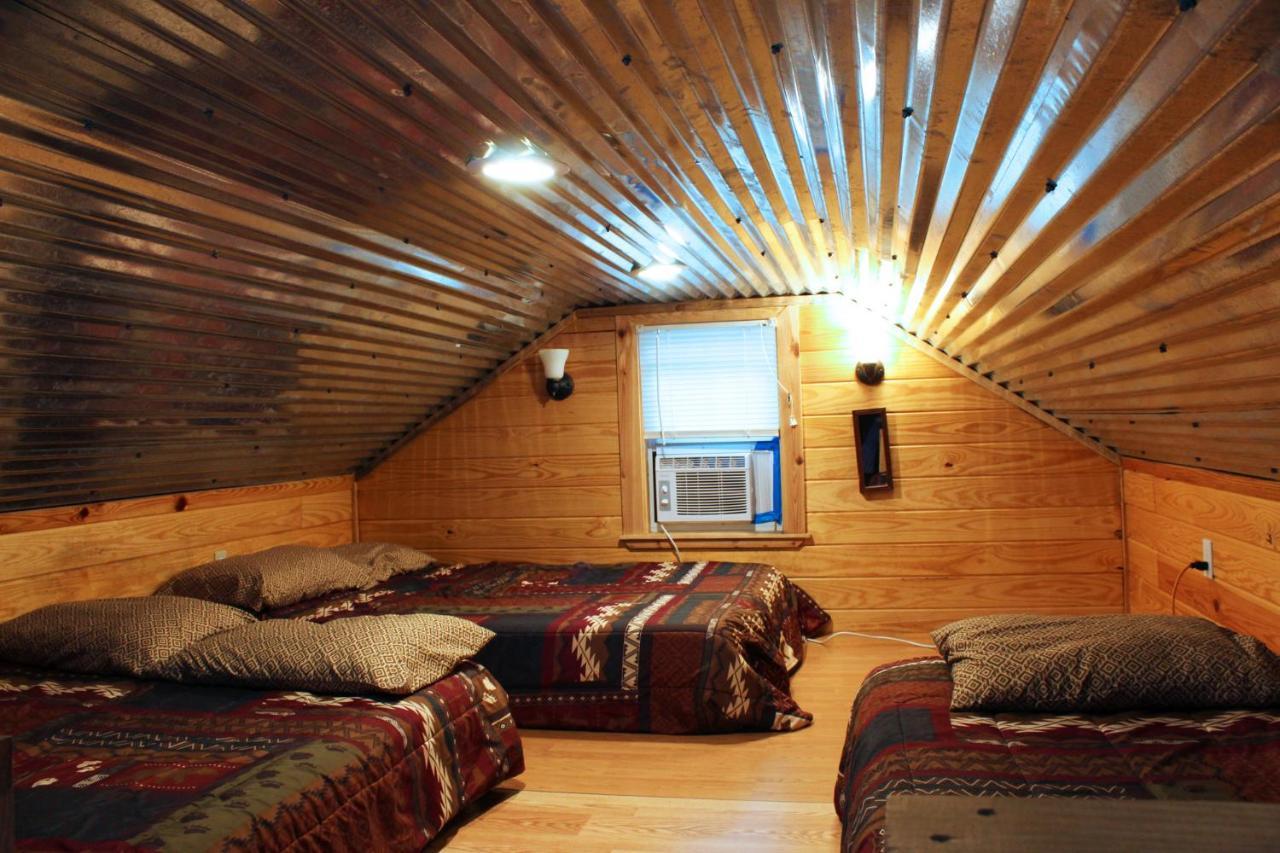 Berry Creek Cabins Otel Isabel Dış mekan fotoğraf